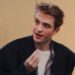 Robert Pattinson parece estar se preparando para lançar música
