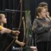 'Robin Hood' do New England Youth Theatre apresenta 'narrativa destemida e divertida' | Entretenimento