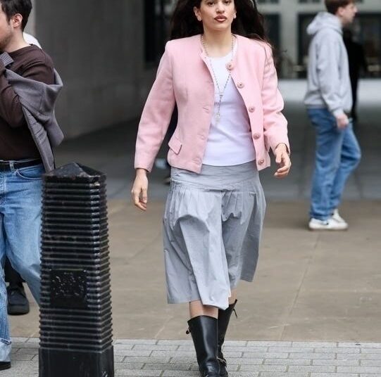 Rosalía sai em Londres em meio a rumores de novo álbum