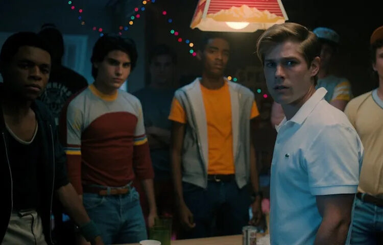 Ross Duffer desmascara rumores sobre Stranger Things com 5 episódios de duração