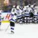 Royals permanece invicto contra Vees