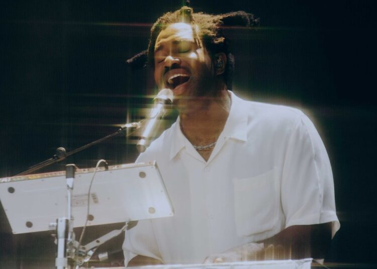 Sampha compartilha nova música “Cumulus / Memory”: Ouça
