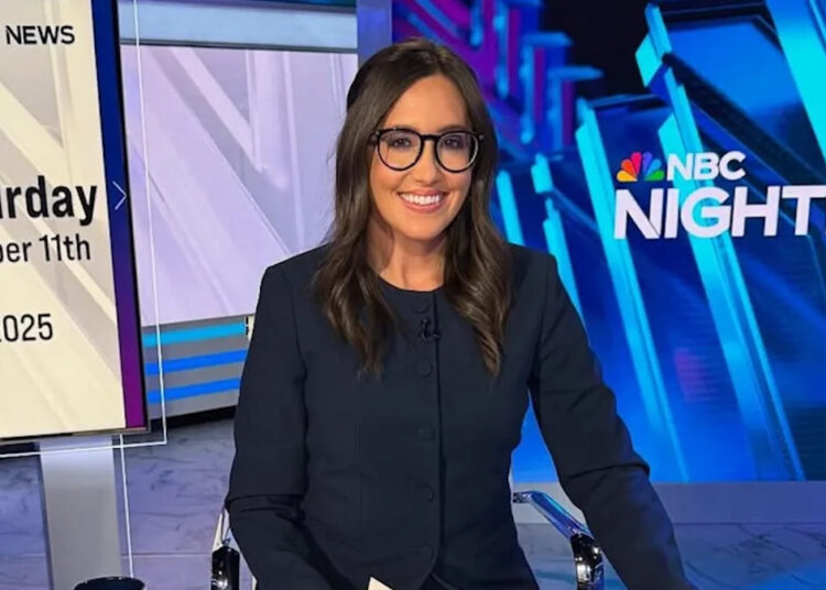 Savannah Sellers, da NBC News, comemora a apresentação de 'Nightly News' pela primeira vez