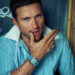 Scott Eastwood em seu novo filme de Colleen Hoover, 'Regretting You', lições do pai Clint