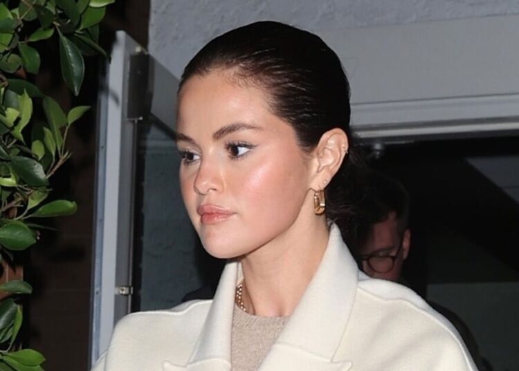 Selena Gomez está ‘se protegendo’ da rivalidade com Hailey Bieber – Celebrity News – Entretenimento