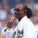 Snoop Dogg apoia jovens LGBTQ+ na nova música infantil ‘Love Is Love’