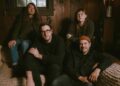 Spanish Love Songs lança novo single Heavenhead com Illuminati Hotties