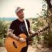 Stephen Barker Liles do Love and Theft fala sobre sua nova música solo