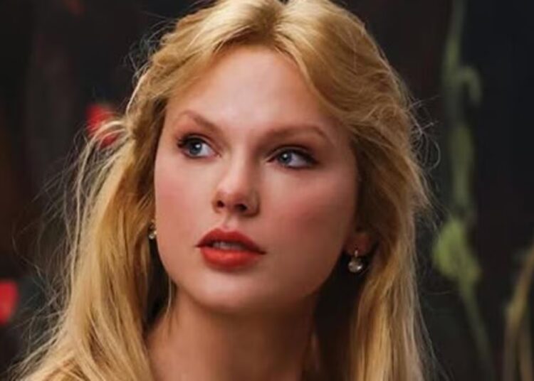 Taylor Swift atordoa no videoclipe 'Jaw-Dropping' para nova música