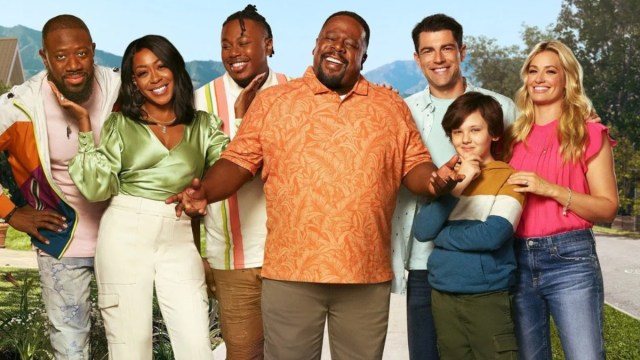 The Neighborhood Showrunners provocam o final do programa de TV com a estreia da 8ª temporada