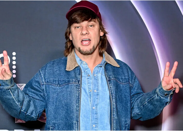 Theo von diz aos fãs 'eu nunca levaria minha própria vida' depois de fazer uma gravação especial da Netflix