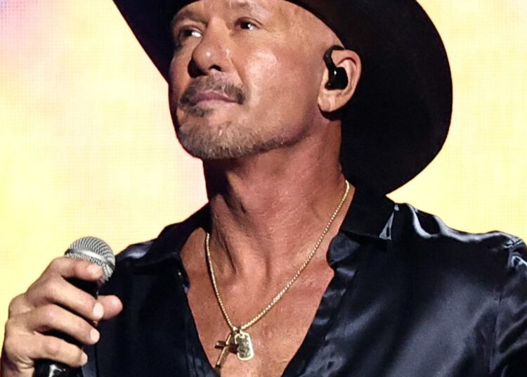 Tim McGraw sobre quase abandonar a carreira musical após problemas de saúde