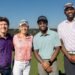 Torneio de golfe de celebridades City Harvest arrecada fundos para 1,5 milhão de refeições