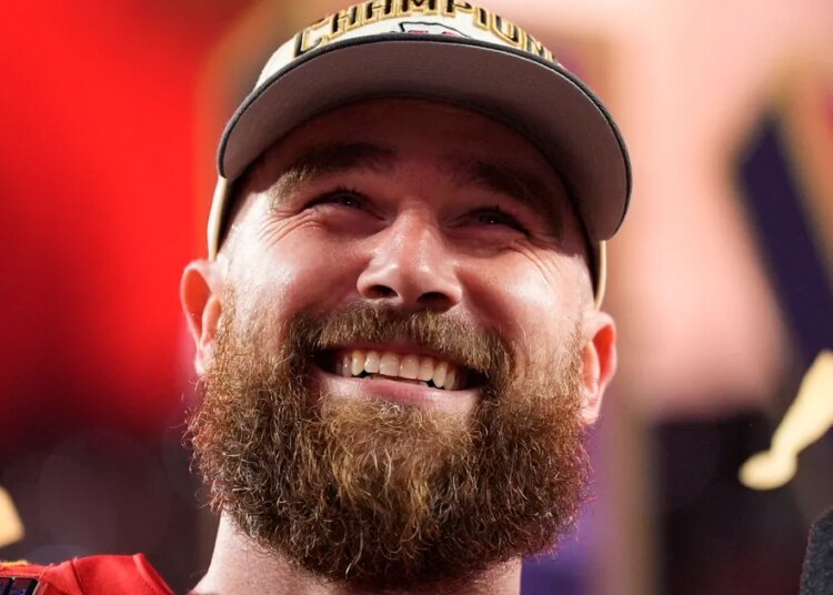 Travis Kelce anuncia novo empreendimento: 'Tenho algumas notícias interessantes!!!'