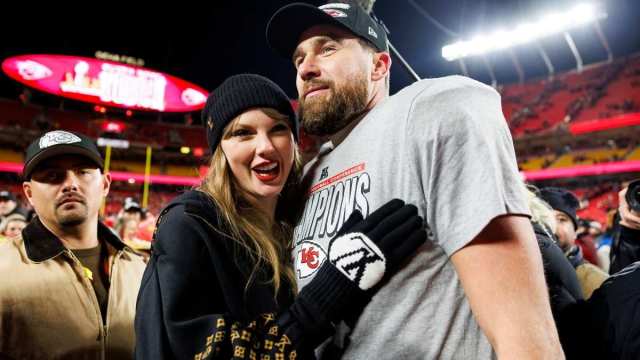 Travis Kelce diz que Taylor Swift faz 'Talking S*** soar tão doce' para esta música