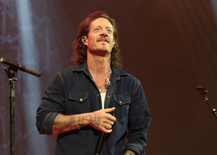 Tyler Hubbard no College Street Music Hall