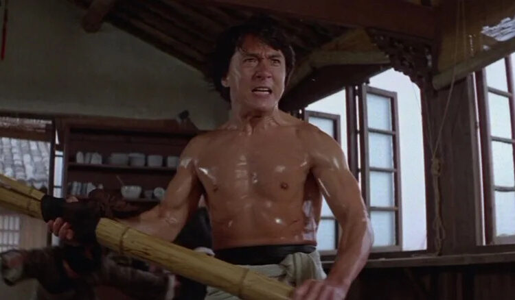 Uma obra-prima das artes marciais de Bruce Lee e Jackie Chan está sendo transmitida gratuitamente
