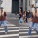 Us Woman Grooves to Bhojpuri Song na movimentada faixa de pedestres de Nova York: 'Pure Vibes'