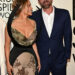 Veja Jennifer Lopez e Ben Affleck se reunindo no tapete vermelho após o divórcio
