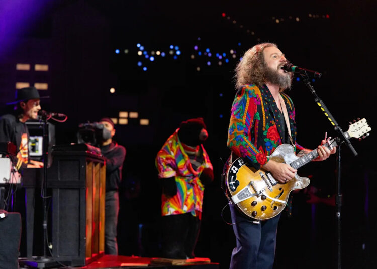 Veja My Morning Jacket tocando 'Knot Comes Loose' no set exclusivo de 'Austin City Limits'