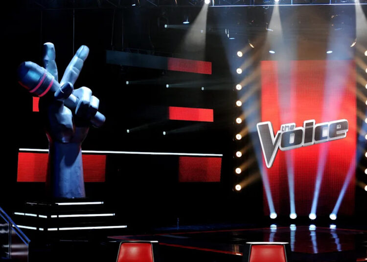 'Você esmagou.' O cantor de Cincinnati atordoa os juízes, recebe três cadeiras 'The Voice'