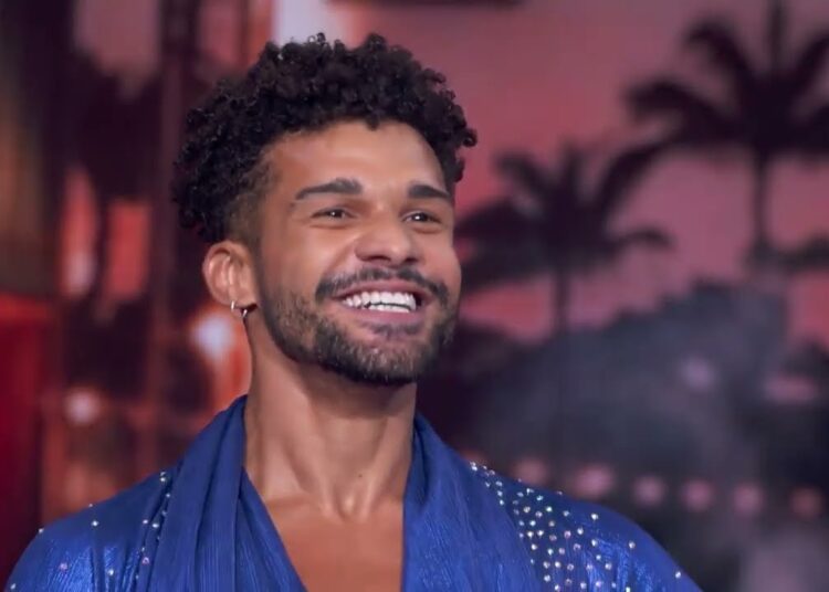 Lucas Leto dança Sertanejo na Dança dos Famosos | Domingão com Huck 26/10/2025