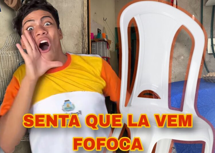 SENTA QUE LÁ VEM FOFOCA!