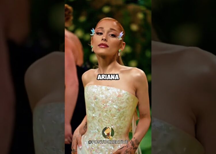 Fã EMPURROU ARIANA GRANDE! #celebridades #hollywood #arianagrande  #curiosidades #brazil