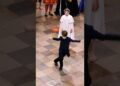 Room stunned by Louis’ adorable dance#royal #princelouis #charlotte #royalfamily #dance