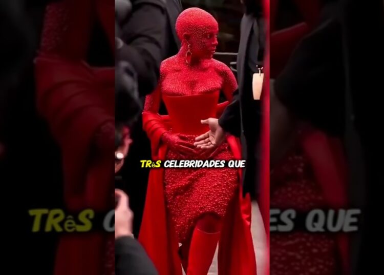 Três celebridades que nunca revelaram sua verdadeira identidade. #youtubeshorts #noticias
