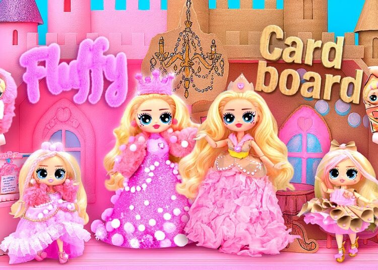 DIY no Estilo Realeza! 8 Artesanatos de Papelão e Pelúcias para Bonecas