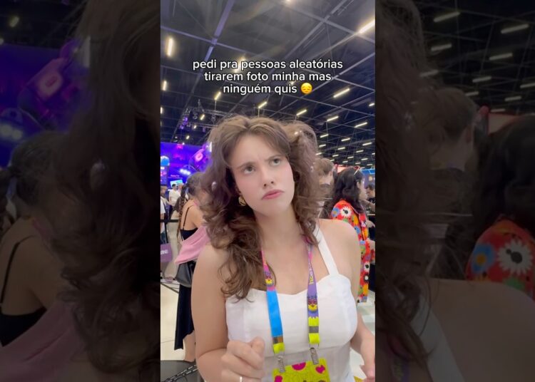 eles pensam que são famosos??? 🙄🙄🙄 KKKKKK wuem vcs conhecem do vídeo? ❤️
