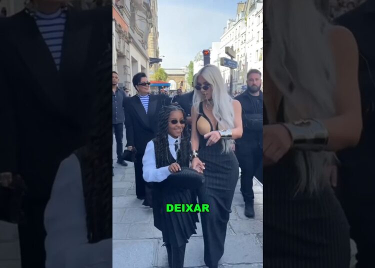 North West: A Estrela Mirim da Família Kardashian #kimkardashian #famosos #curiosidades #hollywood