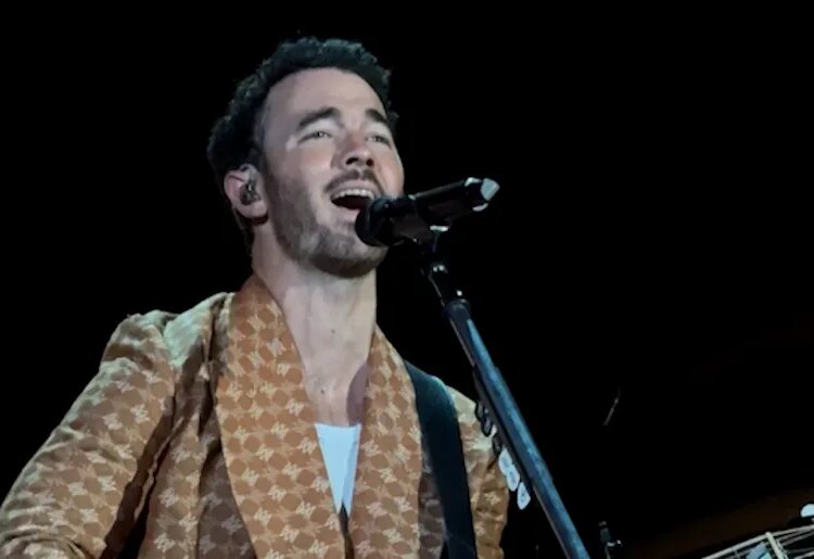 5 maiores momentos, convidado especial do show dos Jonas Brothers em Cincinnati