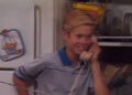 A curta sitcom dos anos 80 de Paul Walker é impossível de assistir