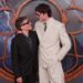 A foto de Oscar Isaac e Jacob Elordi mostra fãs dizendo ‘Agora, beijo’