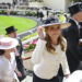 A 'ganância e o desperdício de Sarah Ferguson contribuíram para sua queda'