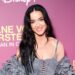 A música “Bandaids” de Katy Perry acena para a filha Daisy Bloom