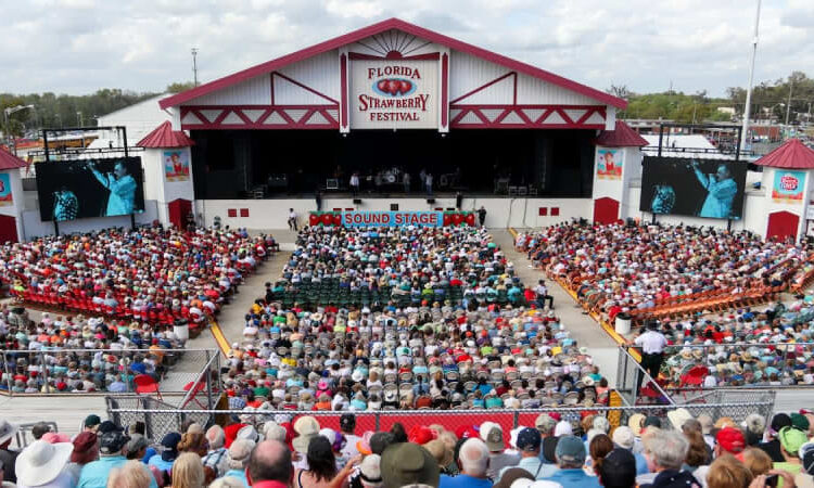 A programação do Florida Strawberry Festival apresenta Riley Green, The Offspring e muito mais