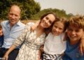 A rainha Camilla brincou que o clipe de câncer de Kate Middleton era como 'um comercial de xampu' - ​​enquanto o biógrafo real ROBERT JOBSON compartilha novos detalhes sobre o diagnóstico do rei Charles
