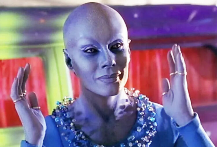 A trágica razão pela qual Farscape perdeu a alma de sua história
