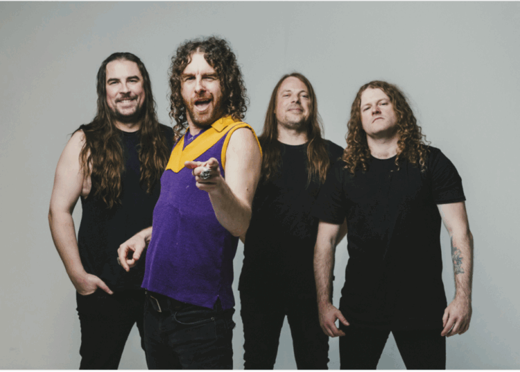 Airbourne lança novo videoclipe para ‘Christmas Bonus’