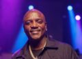 Akon é preso em Atlanta sob mandado judicial, mas a turnê continua