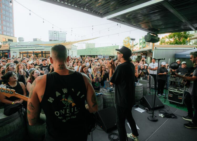 All Time Low adora Boston e eles estão “muito animados” por voltar para shows esgotados