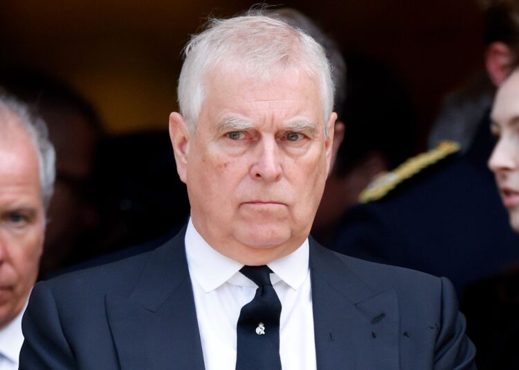 Andrew Mountbatten-Windsor está supostamente se sentindo “humilhado” e “zangado” enquanto se prepara para deixar o Royal Lodge