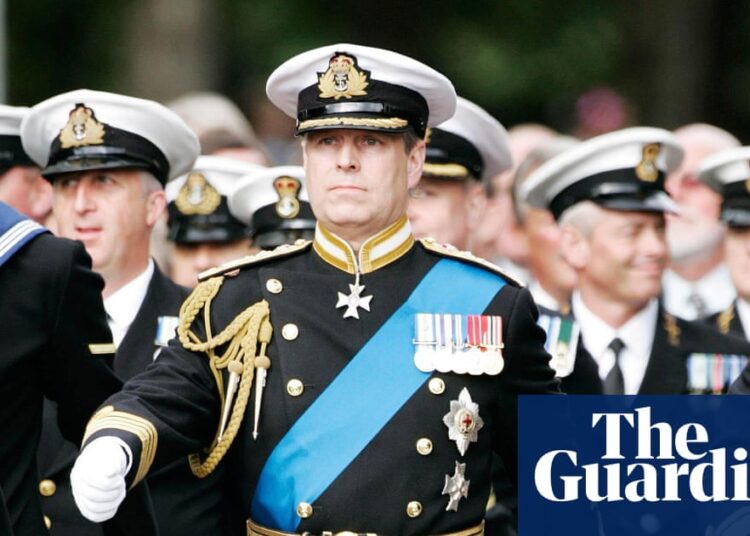 Andrew foi autorizado a manter a medalha das Malvinas apesar de perder títulos reais e militares | Andrew Mountbatten-Windsor
