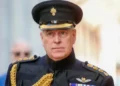 Andrew será destituído de seu último título militar por King, disse o ministro