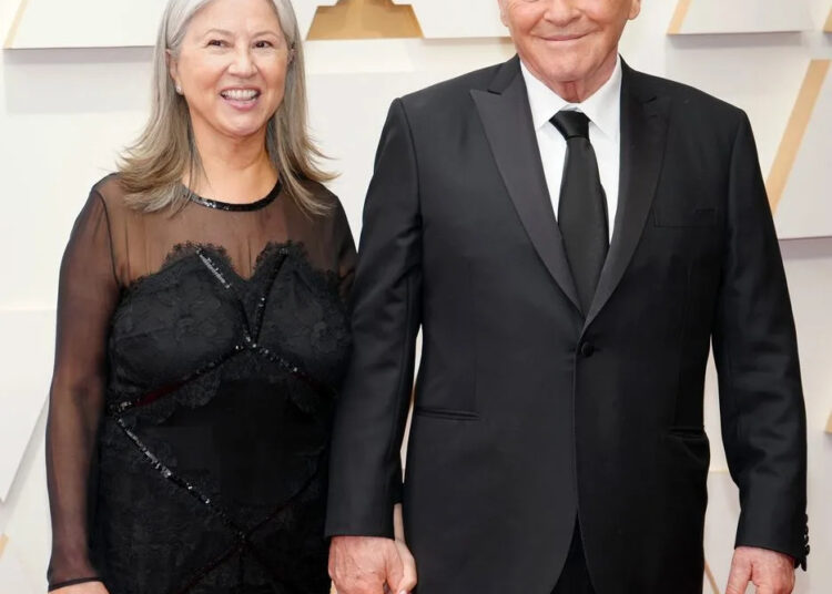 Anthony Hopkins admite ter traído a segunda esposa e diz que espera que 'ela também tenha um amante': 'Ela merecia coisa melhor'