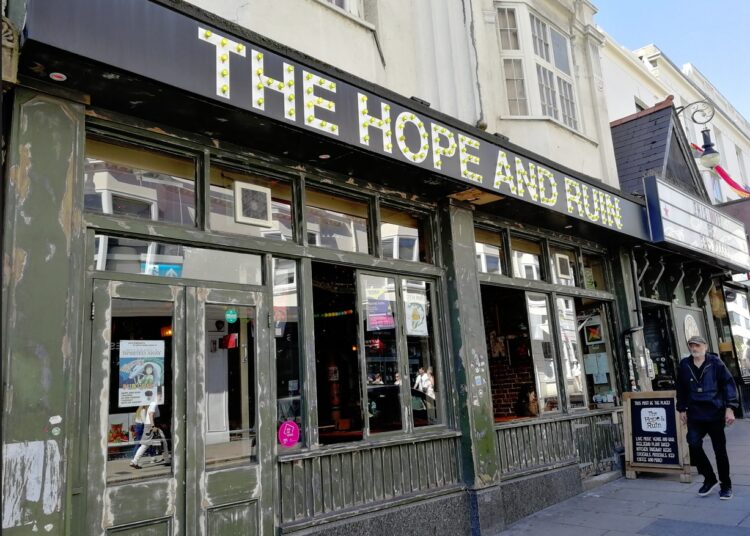 Anunciada a nova programação musical de fevereiro do Hidden Herd – Brighton and Hove News