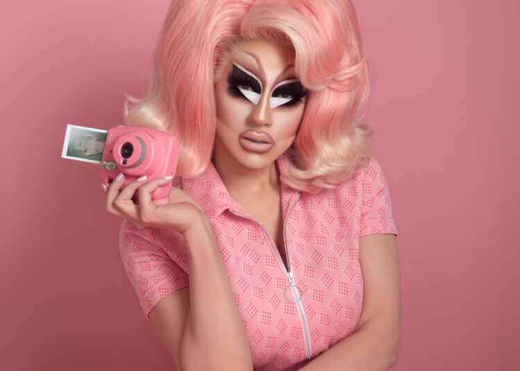 Artista e ativista Trixie Mattel falará sobre sua jornada no entretenimento no evento Wisconsin Union Directorate em 20 de novembro